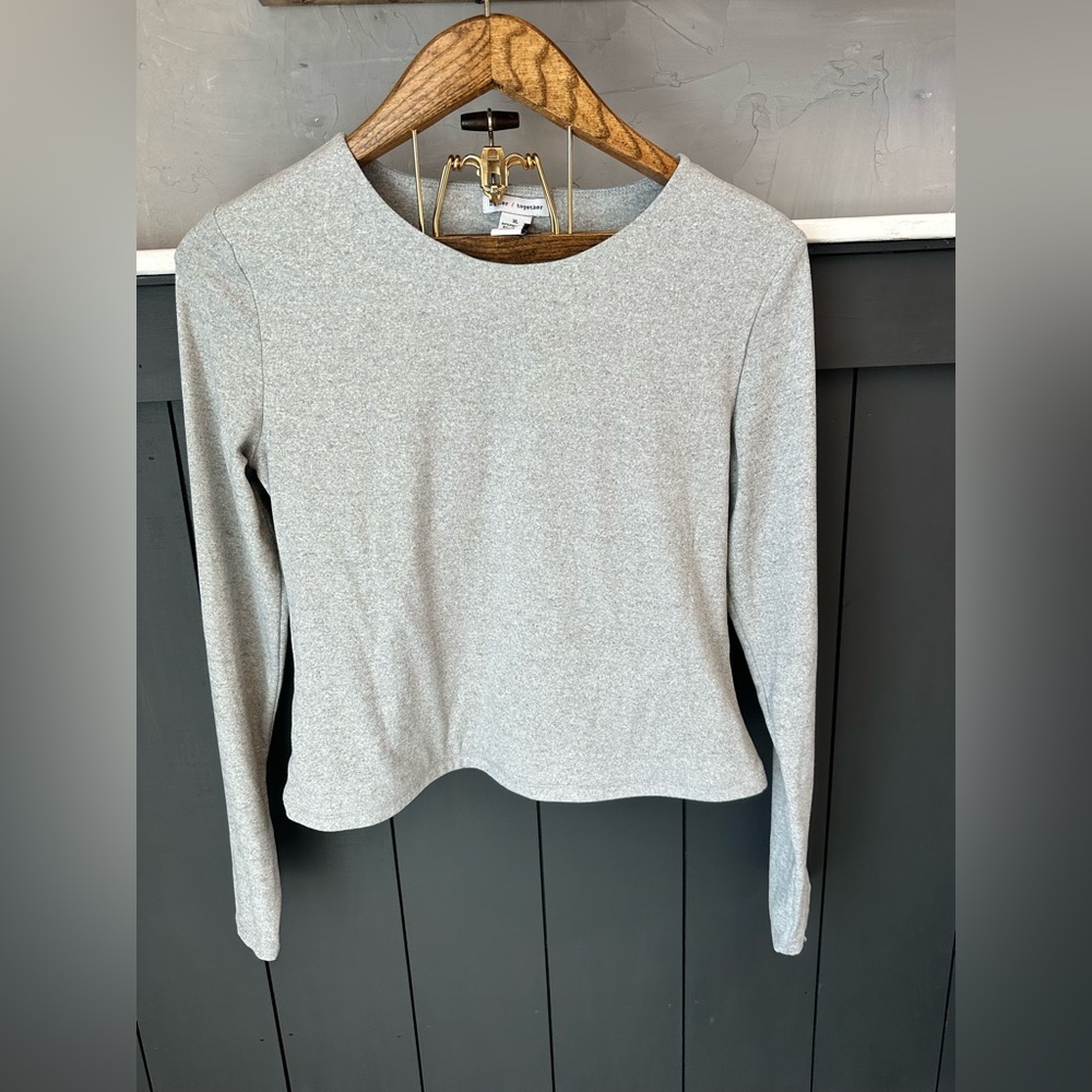 Boutique Brand Light Gray Super Soft Long Sleeve Top Size‎ XL